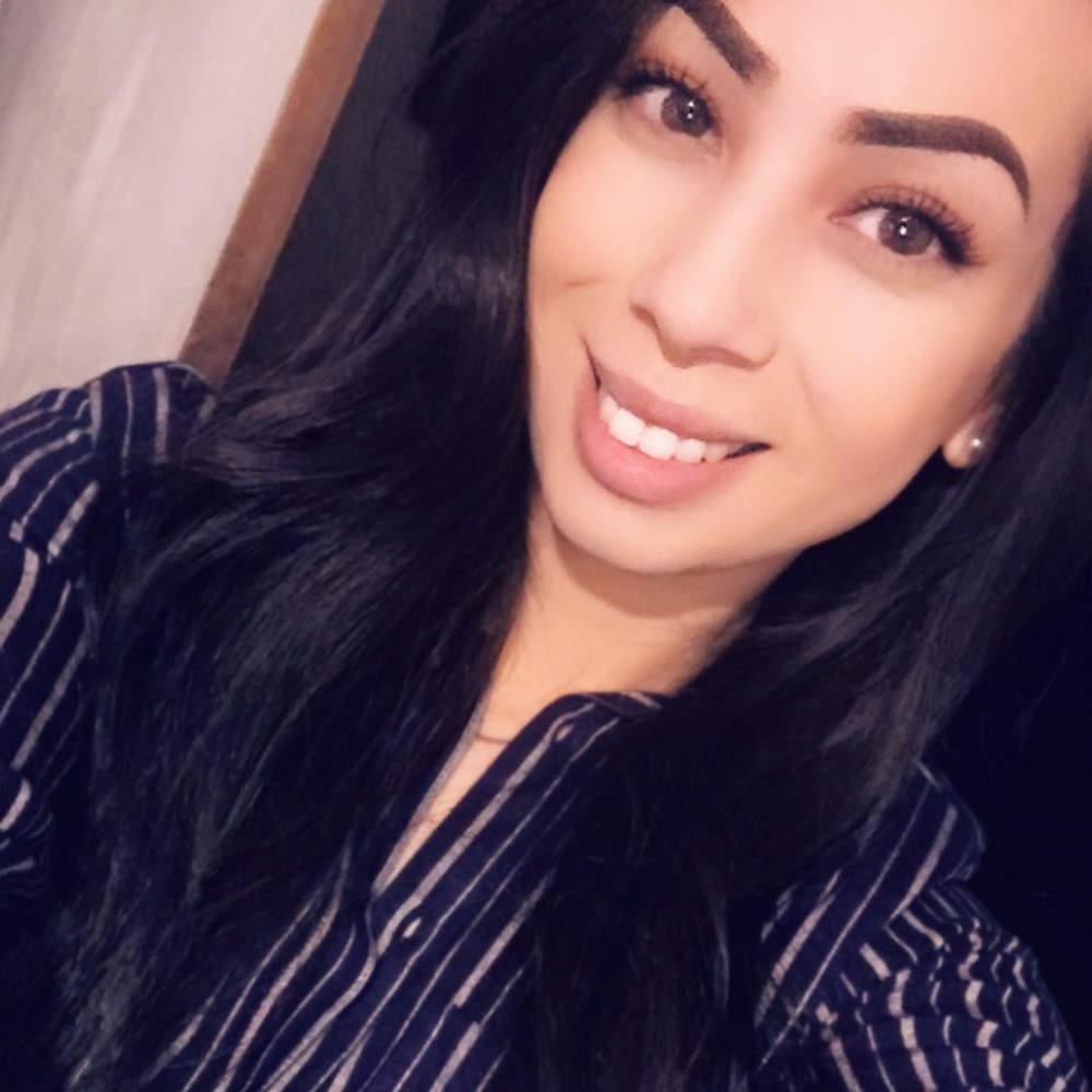 Meet your Posher, Yarely